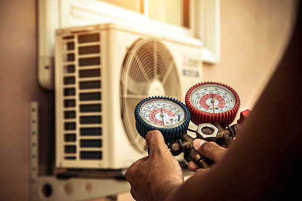 Professional Hvac technician working in Napoleon, MO